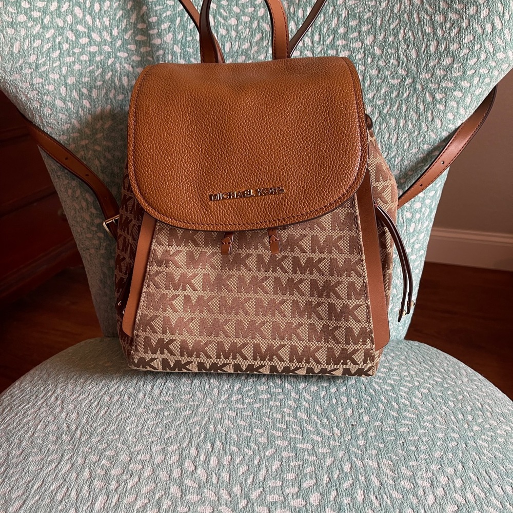 Michale Kors mini backpack